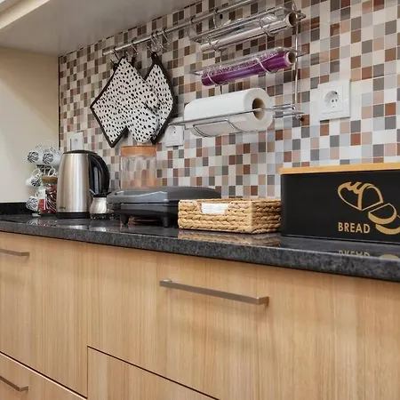 Beauty Flat Gaia Center